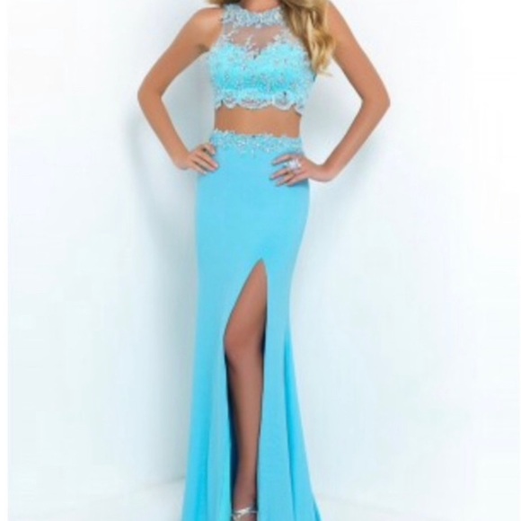Prom dress - Picture 1 of 4
